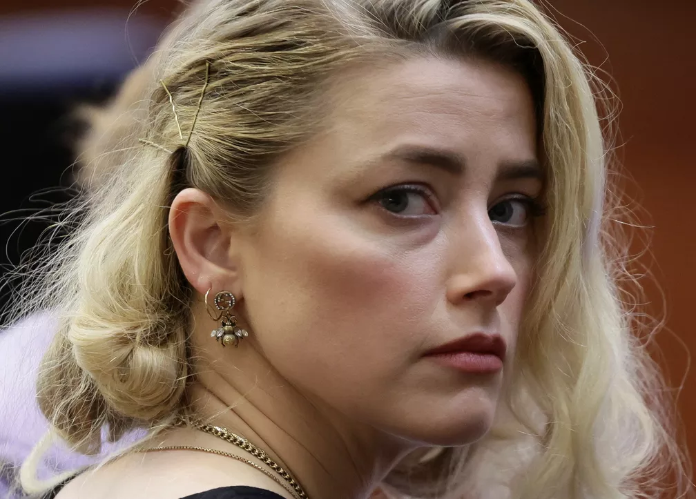 Amber Heard foi condenada por difamação e terá que pagar US$ 10 milhões a Jhonny Depp �- Foto: Evelyn Hockstein/Pool/Reuters
