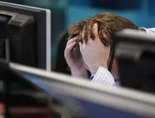 Doença do trabalho: Síndrome de burnout, aumenta 44%por busca de tratamento psicológico 