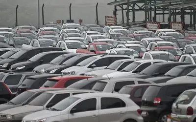 Governo Lula irá implantar medidas para baratear carros populares nesta quinta-feira (25)