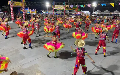 Primeira Feira Folclórica de Manaus, levou mais 21 mil pessoas em 3 semanas de festejos juninos