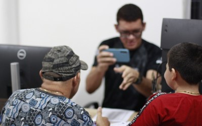 Celulares recuperados aguardam identificação dos donos em Manaus